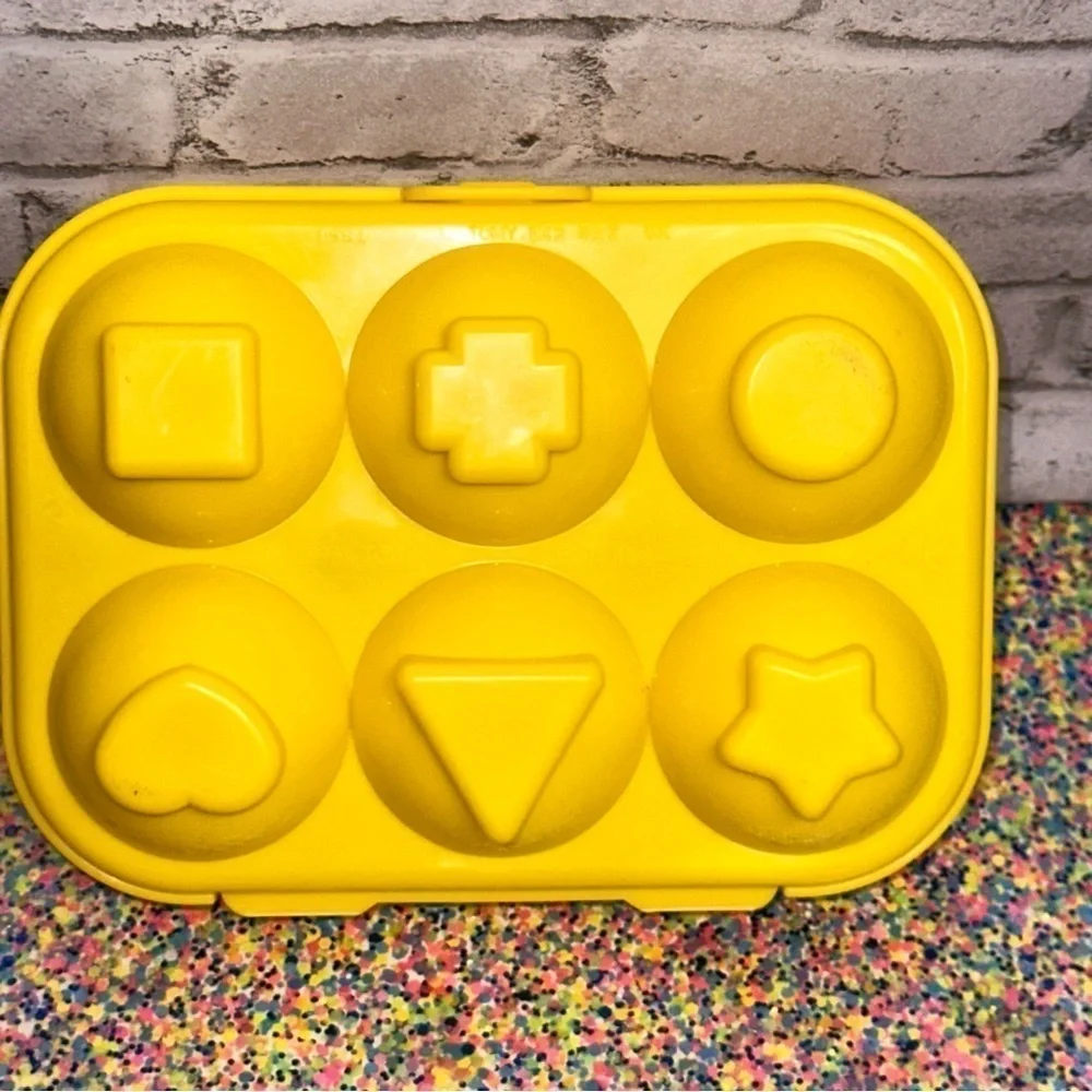 Tomy Hide N Squeak Eggs 1993 Kids Learning Matching Colors Sounds Toy Sensory